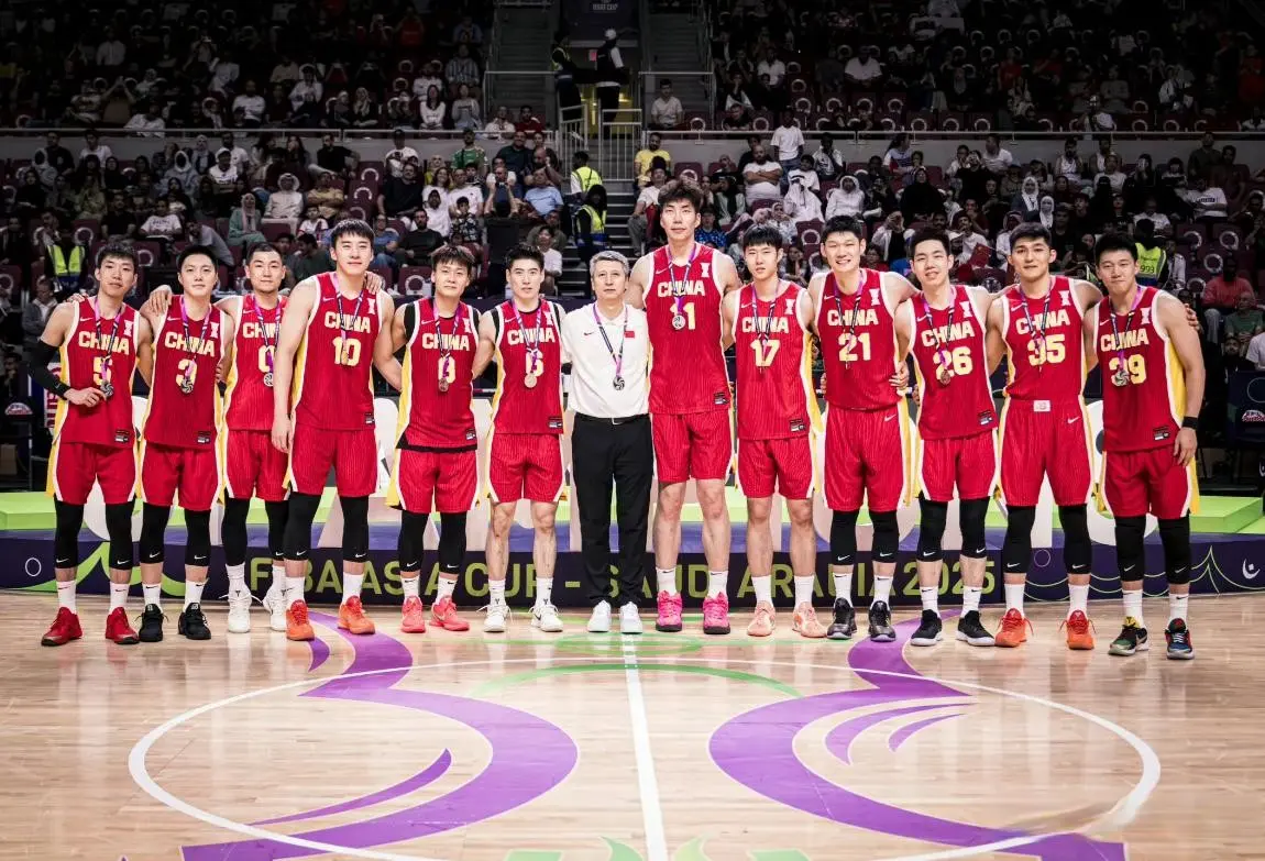 申银策略 中国男篮世预赛收获三大利好！四大国手有望回归，郭士强力争全胜